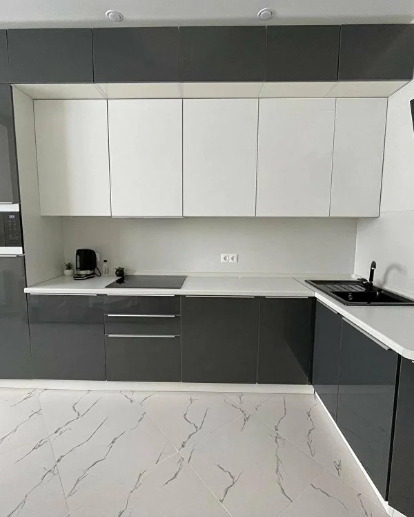 Кухня угловая современная — Антрацит и белый